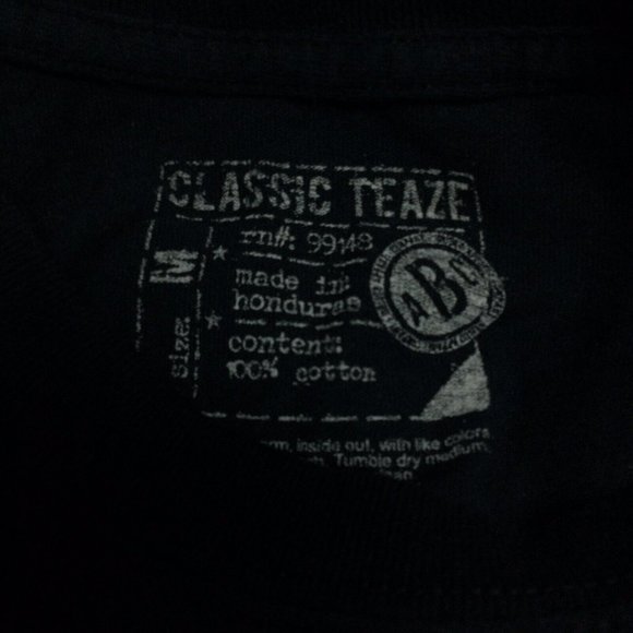 Classic Teaze Merry Xmas Ya Filthy Animal Mens T-shirt Black Size M Graphic Tee - Picture 3 of 3